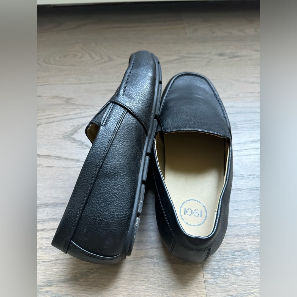 1901 Casual shoes Big Kids size 5M